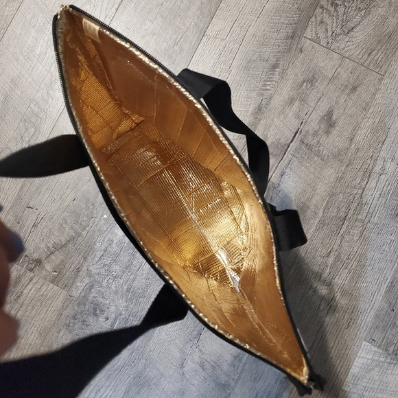 Victorias Secret Cooler Bag - Picture 4 of 4